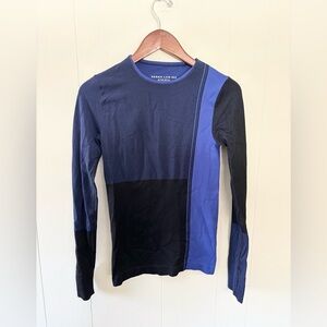 Derek Lam X Athleta blue long sleeve color blocked top size SM